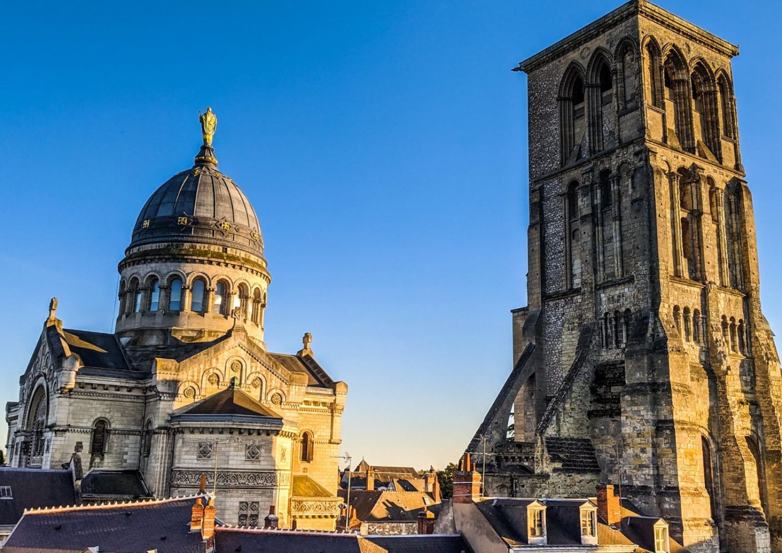 La Tour Charlemagne a Tours